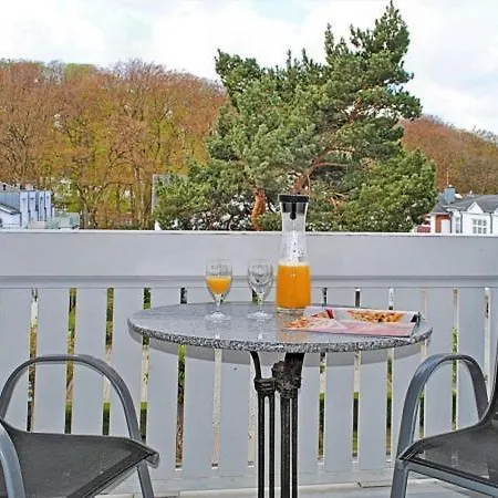 Strandvilla Freia 19 - Lage Hinter Dune Und Apartment Binz